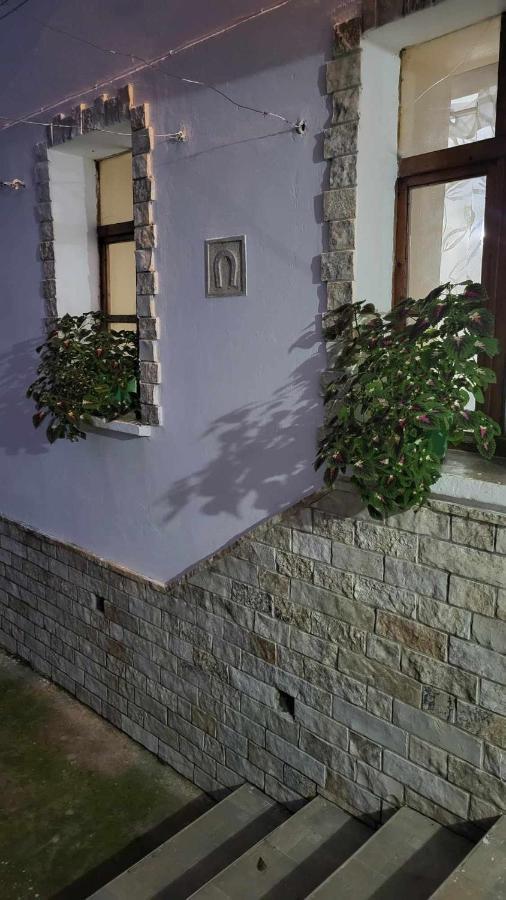 Guest House Hasko Gjirokaster Bagian luar foto