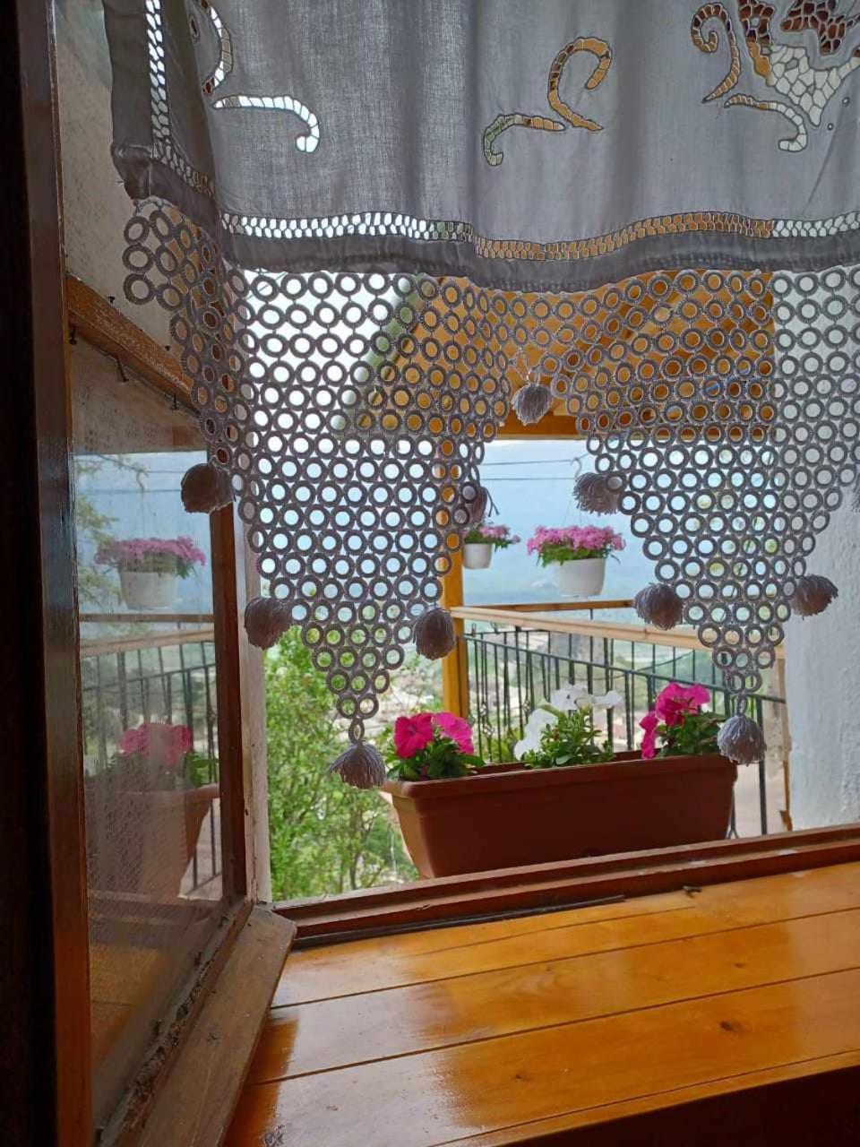Guest House Hasko Gjirokaster Bagian luar foto