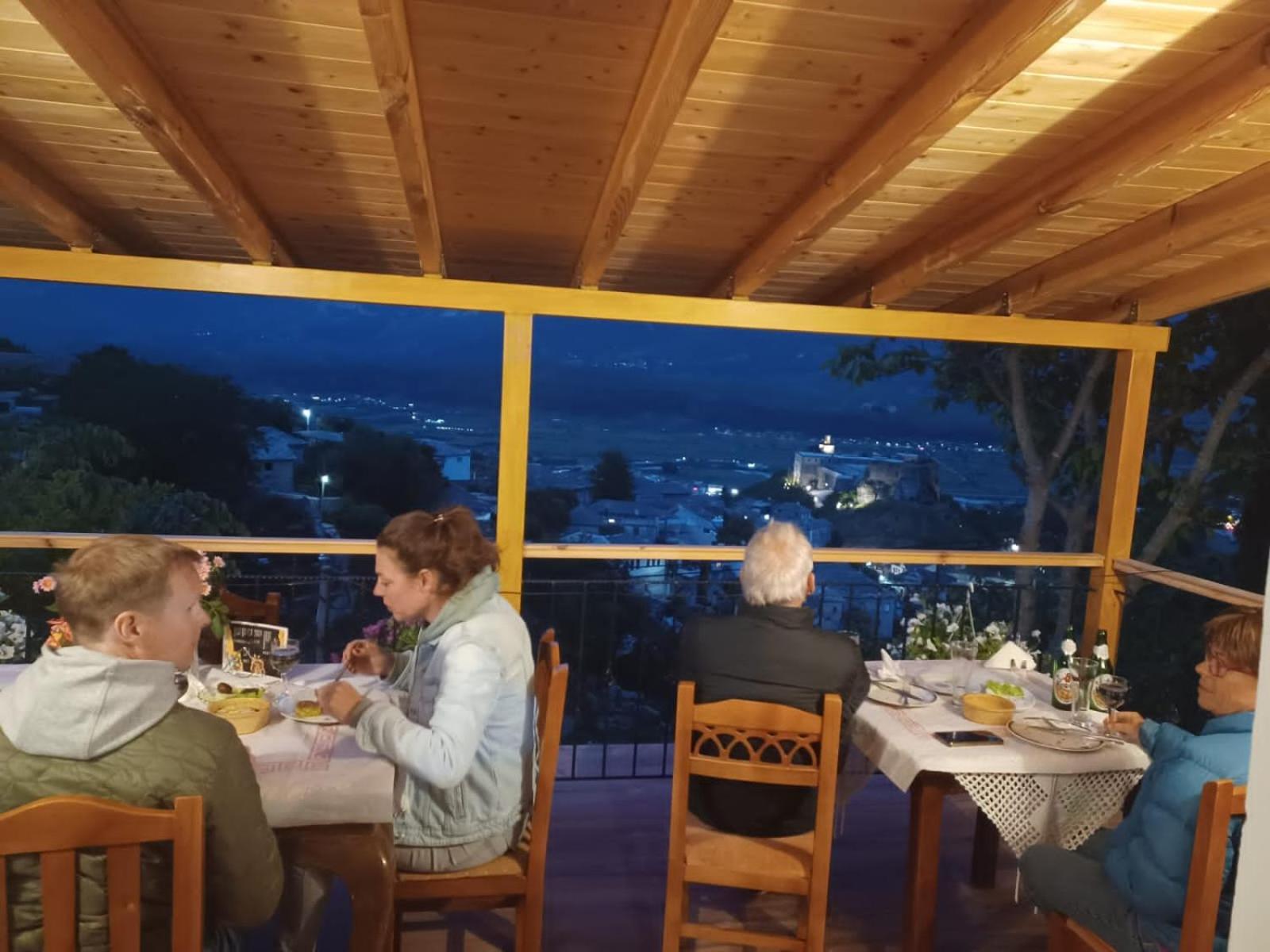 Guest House Hasko Gjirokaster Bagian luar foto